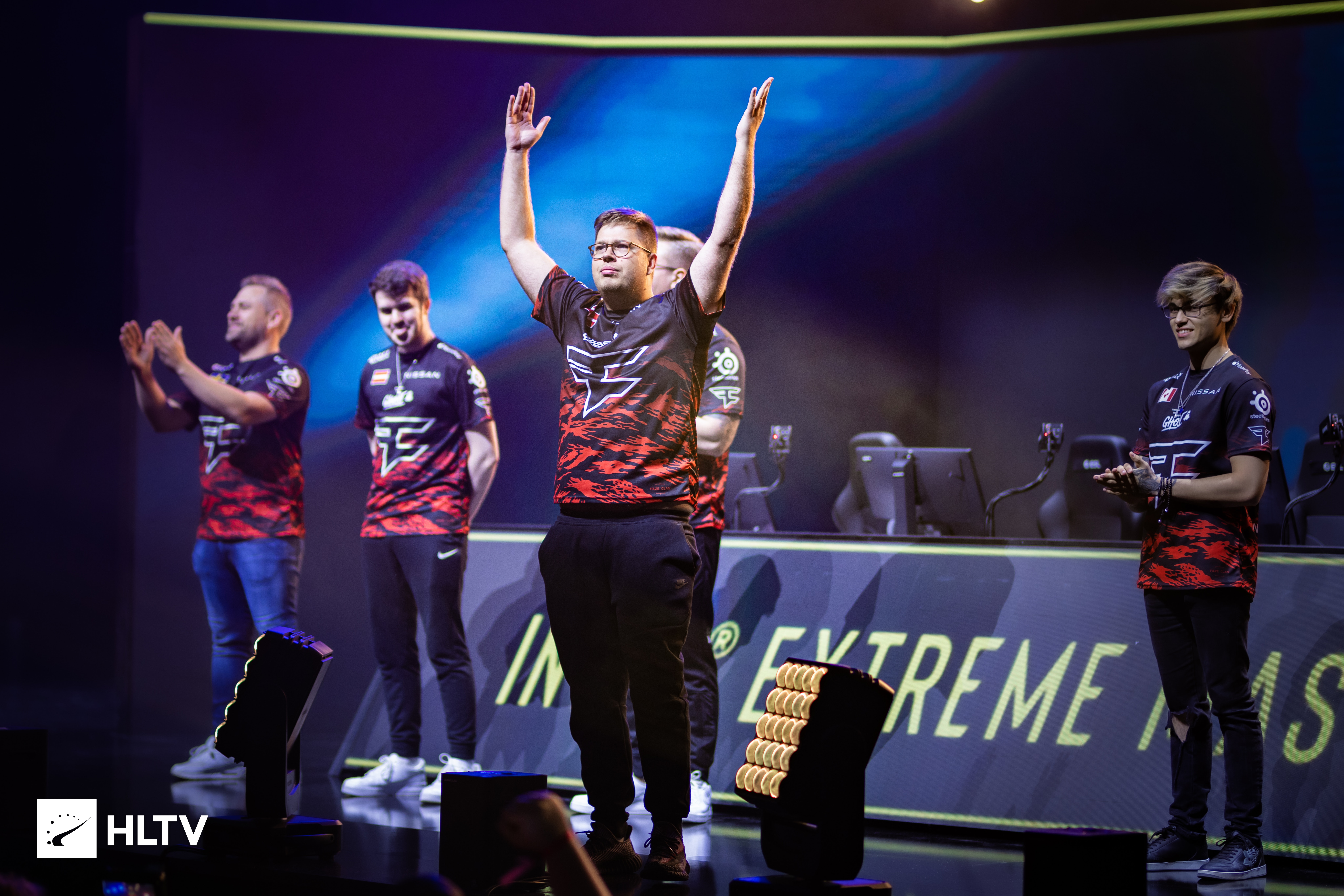 扑克打法中的博弈意识（扑克策略中的博弈思维）