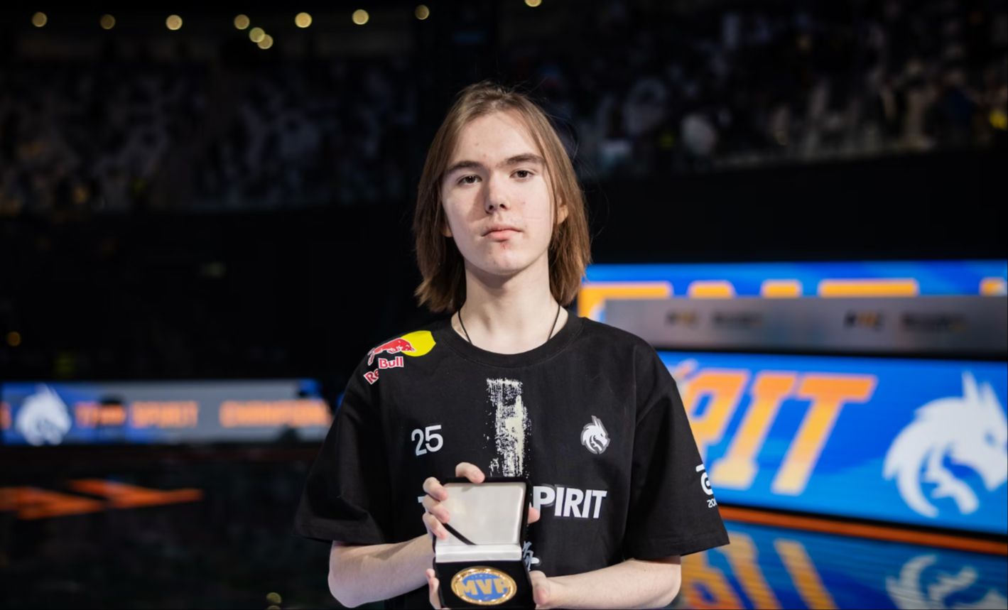 LPL夏季赛W7D5：Yskm交手Solokill，Rookie对线Yagao